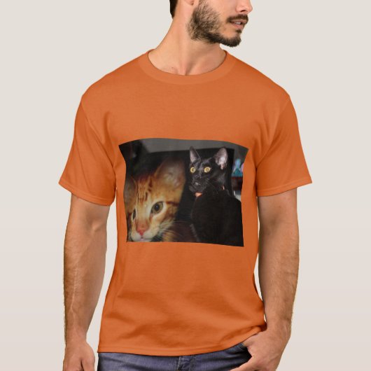猫 Tシャツ (正面)