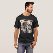 猫UAPs事件UFOエジプトのピラミッドエイリアン Tシャツ (正面フル)