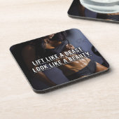 獣のように持ち上げ、美しいのように見える – トレーニング コースター (左側)