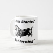 獣医おもしろい引用文：今朝犬が飼い始めたばかりだ コーヒーマグカップ (正面左)