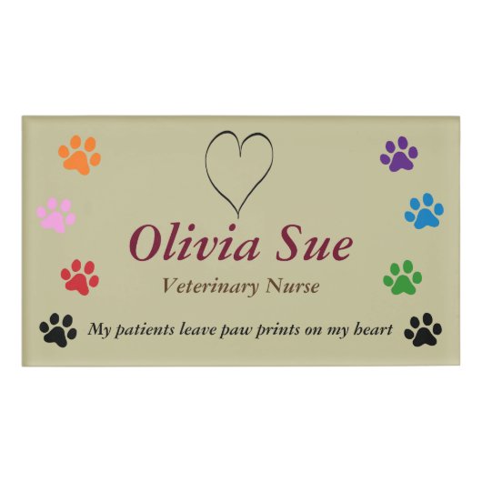 獣医のナースの足は私のハート#3で印刷します 名札 (正面)