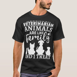 獣医の動物を家族のように研究 Tシャツ
