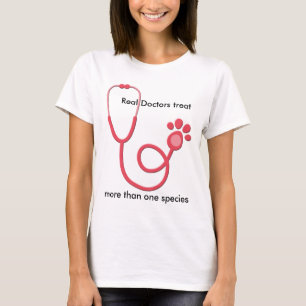 獣医の聴診器の女性のTシャツ Tシャツ