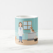 獣医クリニック獣医ドクターウーマン名前をカスタムする コーヒーマグカップ (中央)