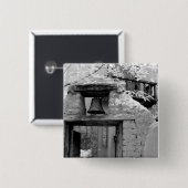 玄関にアドビベル(Rough Adobe Bell in Entryway、Santa Fe、New 缶バッジ (正面&裏面)