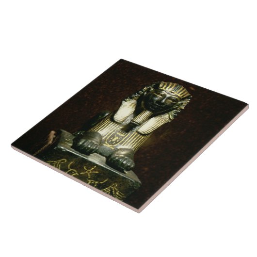 王のTuthmosisスフィンクスの小像III、新しいK タイル (側面)