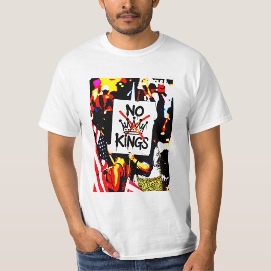 王はいらない  トランプ反対 民主主義Tシャツ Tシャツ (正面)