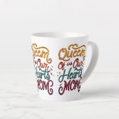王へのオマージュ:私たちの心の女王 ママ マグ (右アングル)