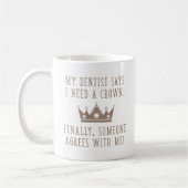 王冠が必要だ コーヒーマグカップ (左)