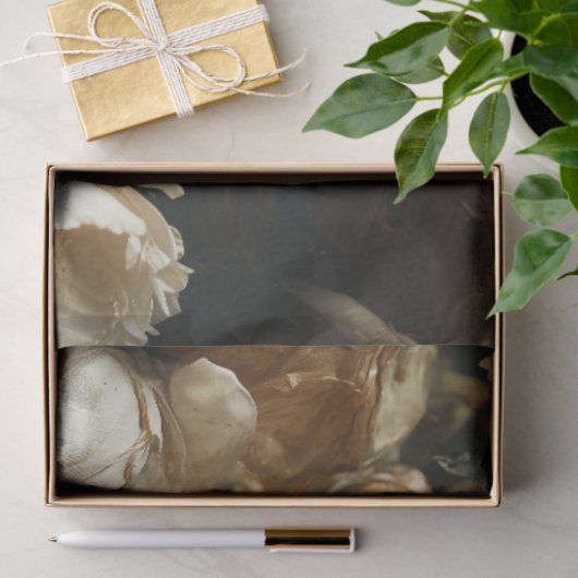 王冠とクリームの花模様が切り離されたゴールデン白鳥 薄葉紙 (ギフト)