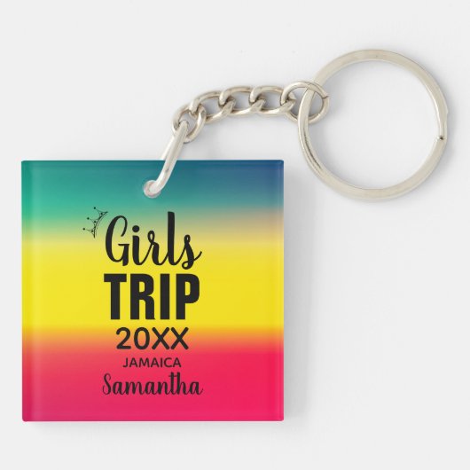 王冠と女の子の旅と名前グリーンイエローレッド キーホルダー (裏面)