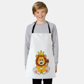 王冠のライオン エプロン (着用した状態)