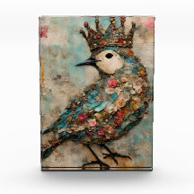王冠の混合メディアコラージュの鳥