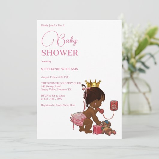 王冠の赤ちゃんシャワーを持つ小さな民族少女 招待状 (スタンド正面)