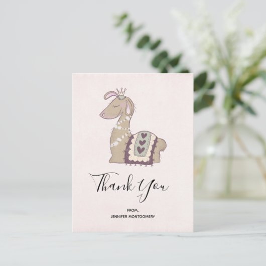 王冠をかぶったかわいいラマありがとう ポストカード (スタンド正面)