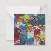 王冠を被ったフクロウ ノートカード (裏面)