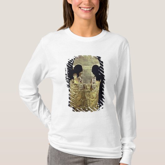 王冠、Chimu Tシャツ (正面)