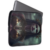 王妃 ラップトップスリーブ (正面右)