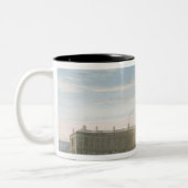 王室のな三日月、Bath 1820年 ツートーンマグカップ (左)