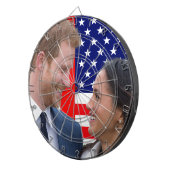 王室のな結婚のハリーおよびMeghan ダーツボード (正面右)