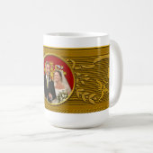 王室のな結婚式 コーヒーマグカップ (正面右)