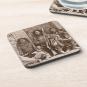 王室のな英国によって撮影される3インディアンブレーブス コースター (左側)