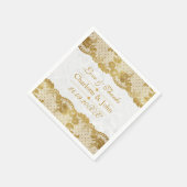 王室のパーソナライズされたゴールデン結婚ホワイトレース スタンダードカクテルナプキン (角)