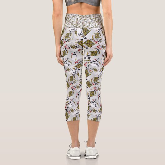 「王室の層：王の積み重なったポーカーカード」 カプリレギンス (裏面)