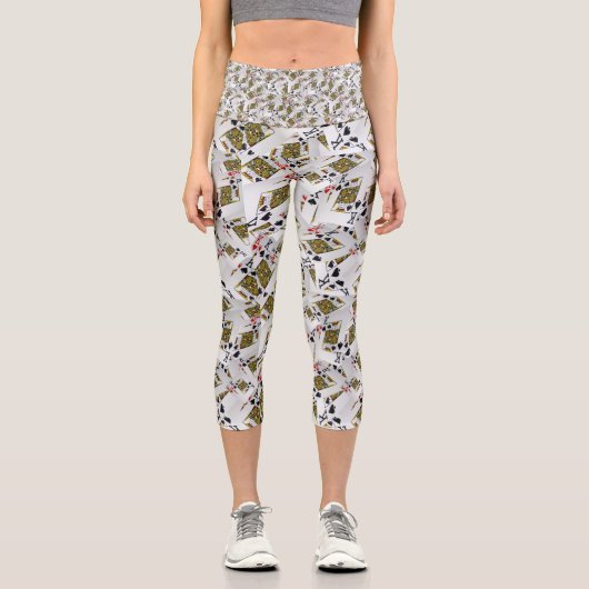 「王室の層：王の積み重なったポーカーカード」 カプリレギンス (正面)