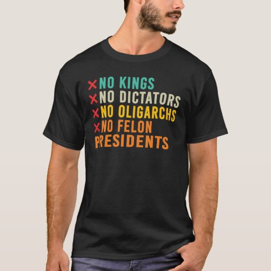 王様など不要 政治的抗議の引用 フリーダムTシャツ Tシャツ (正面)