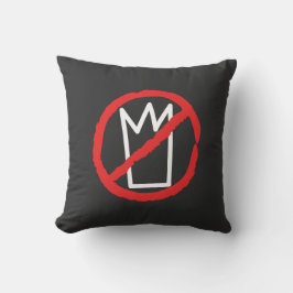 王様は王冠ロゴに抗議しない クッション