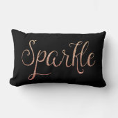 珊瑚のピンクおよび金ゴールドのフェイクなグリッターの輝き ランバークッション (正面)