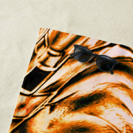 珊瑚の光の影で金ゴールドに捻れる ビーチタオル