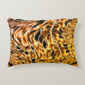 珊瑚の光の影で金色に変わる アクセントクッション (正面)