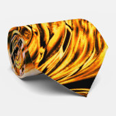 珊瑚の光の影で金色に変わる ネクタイ (ロール)