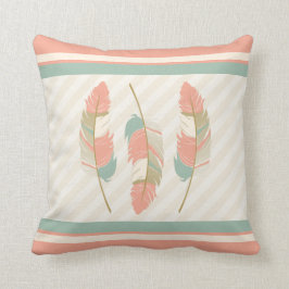 珊瑚の羽、真新しい緑およびクリーム色 クッション