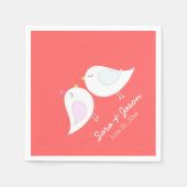 珊瑚の背景のかわいい愛鳥 スタンダードカクテルナプキン (正面)