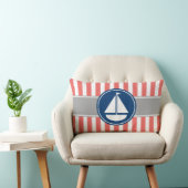 珊瑚の航海のなヨットは縞で飾ります ランバークッション (椅子)