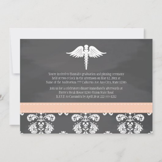 珊瑚の黒板の看護専門学校の卒業 招待状 (裏面)