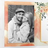 珊瑚桃の花葉フローラ冬の結婚式 三つ折り招待状 (内部最初)