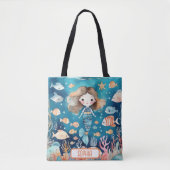 珊瑚魚が海に浮かぶ、かわいい人魚 トートバッグ (正面)