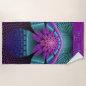 珍しいパターン（の模様が）あるファンタジーカラフルフラワーフラクタル ビーチタオル (正面)