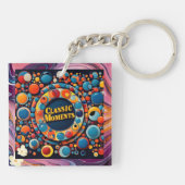 「現クラシック示されたの優雅さ」 キーホルダー (裏面)