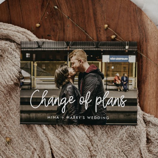 現代のカリグラフィー結婚式　予定変更のお知らせ 案内状