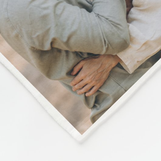 現代のスクリプト個人5家族ギフト黒と白 フリースブランケット (角)