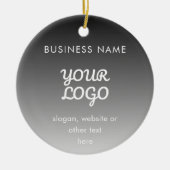 現代のプロモーションロゴ&テキスト | 編集可能な色 セラミックオーナメント (正面)