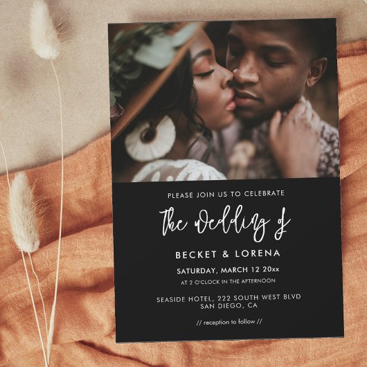 現代のモダンなブラックウェディングフォト 招待状