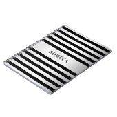 現代の偽シルバーオンブレストライプ & ブラック ノートブック (左側)