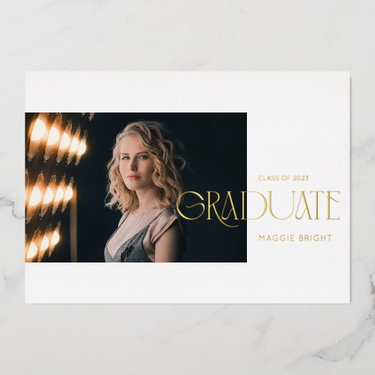 現代の台本付き2023年卒業生発表 箔招待状 (正面)