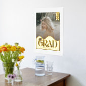 現代の帽子の写真で卒業おめでとう 高校 フォイルプリント 箔ポスター (レイダウン (キッチン))